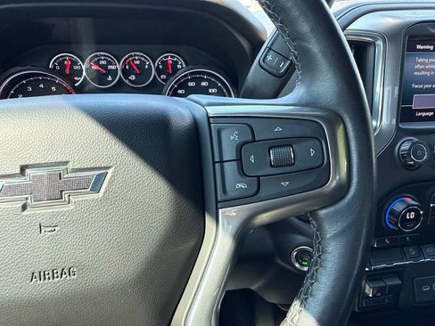 Used 2021 Chevrolet Silverado 1500 LT Trail Boss w/ Bed Protection Package AWD/4WD image 31