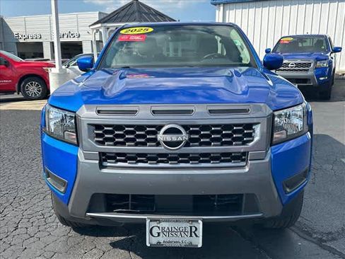 Certified 2025 Nissan Frontier SV RWD image 8