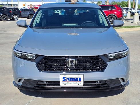 New 2026 Honda Accord Touring image 2