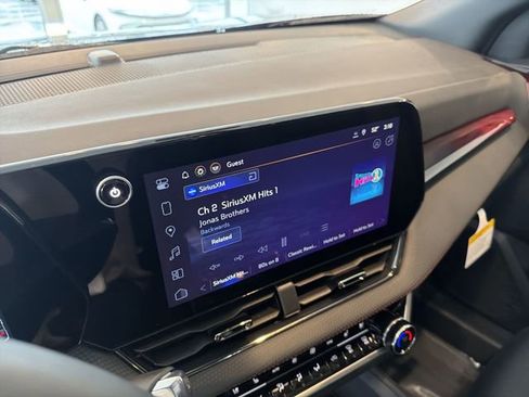 New 2026 Chevrolet Equinox RS w/ Convenience Package III FWD image 25