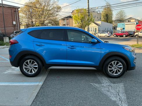 Used 2017 Hyundai Tucson SE AWD/4WD image 7