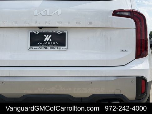 Used 2025 Kia Telluride S AWD/4WD image 23