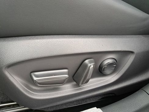 New 2026 Toyota Prius XSE image 16