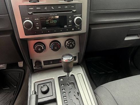 Used 2011 Dodge Nitro Heat w/ Popular Equipment Group AWD/4WD image 13