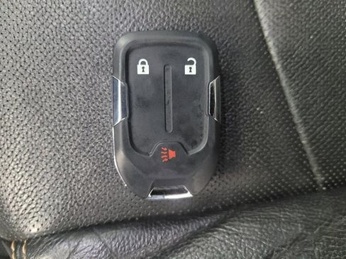 Used 2021 GMC Terrain SLT image 32