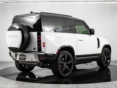 Used 2023 Land Rover Defender 90 S image 7