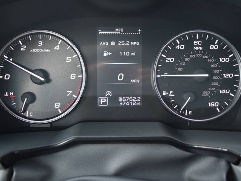 Used 2020 Subaru Outback Premium AWD/4WD image 2
