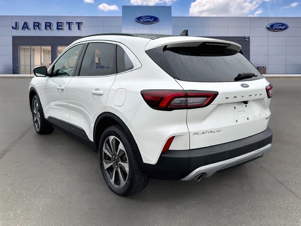 Used 2023 Ford Escape Platinum AWD/4WD image 3