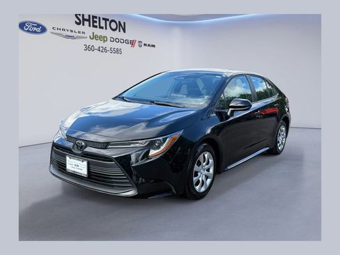 Used 2024 Toyota Corolla LE FWD image 1
