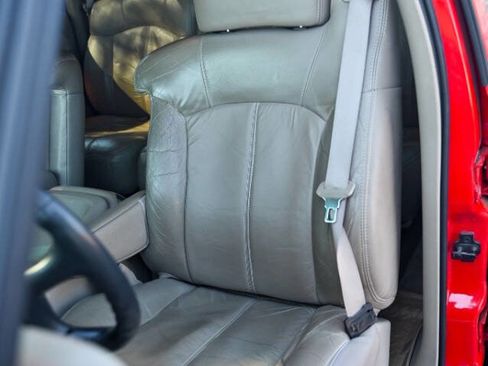 Used 2001 Chevrolet Silverado 3500 LT image 74