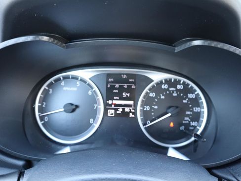 Used 2025 Nissan Versa S w/ Trunk Package image 26