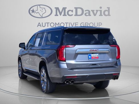 Used 2021 GMC Yukon XL Denali AWD/4WD image 4