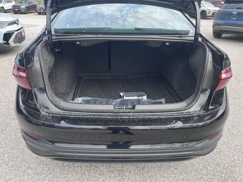 New 2026 Volkswagen Jetta SE FWD image 14