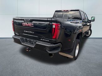 Used 2025 GMC Sierra 3500 Denali w/ Denali Reserve Package AWD/4WD video 4