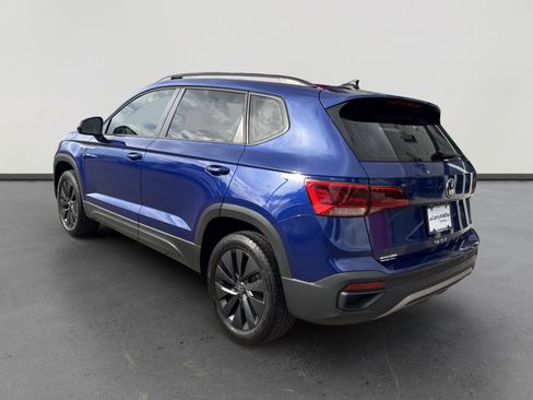 Certified 2024 Volkswagen Taos S image 4