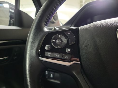 Certified 2022 Honda Pilot Touring image 23