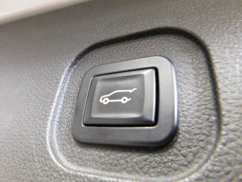 Used 2015 Chevrolet Equinox LT w/ Power Convenience Package image 10