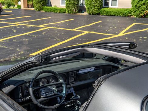 Used 1989 Pontiac Firebird Trans Am RWD image 94
