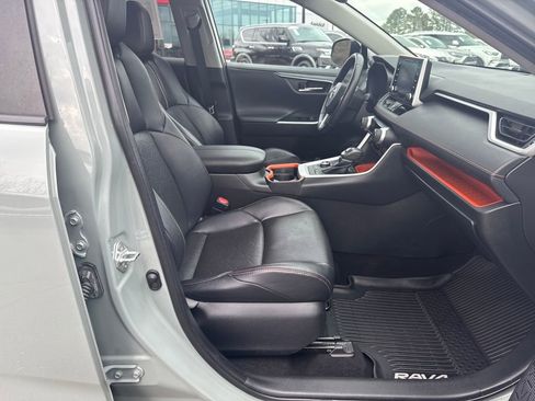 Used 2020 Toyota RAV4 Adventure image 45