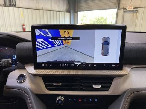 Used 2026 Ford Explorer Active RWD image 44