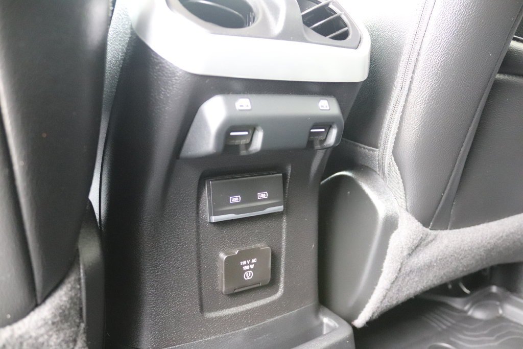 Used 2021 Jeep Wrangler Unlimited Sahara w/ Uconnect 4C Nav & Sound Group AWD/4WD image 16