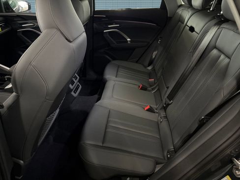 Certified 2025 Audi Q5 Prestige image 15