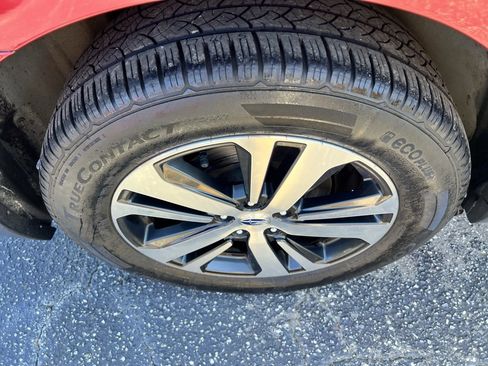 Used 2019 Subaru Outback 2.5i Limited image 37