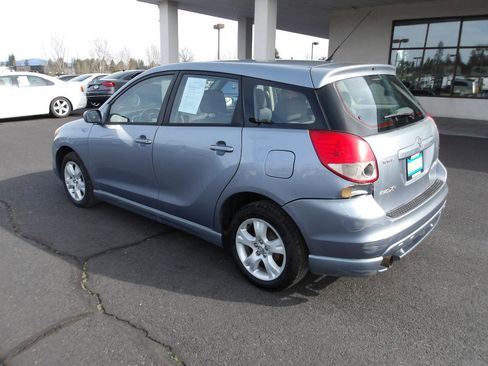 Used 2004 Toyota Matrix XR image 3