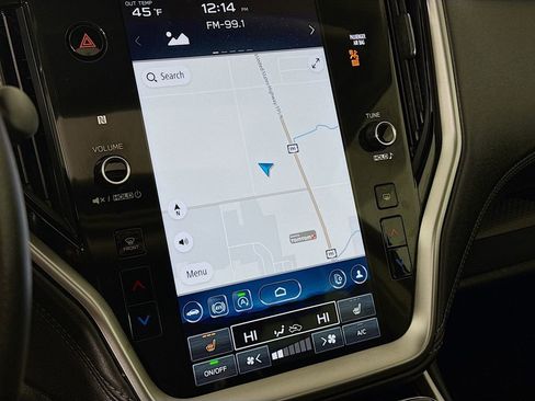 Used 2025 Subaru Outback Premium image 13