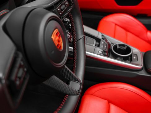 Used 2023 Porsche 911 Turbo image 40