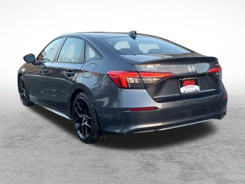 Used 2023 Honda Civic Sport image 6