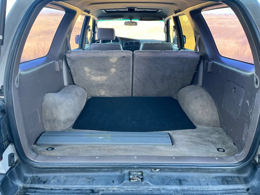 Used 1998 Toyota 4Runner 4WD w/ All-Weather Guard Pkg image 16