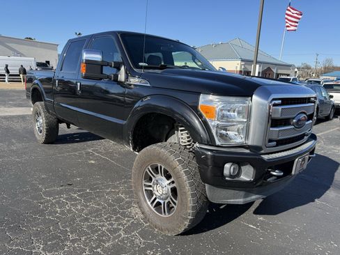 Used 2015 Ford F250 Platinum image 1