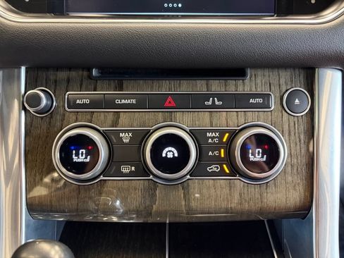 Used 2016 Land Rover Range Rover Sport Supercharged AWD/4WD image 22