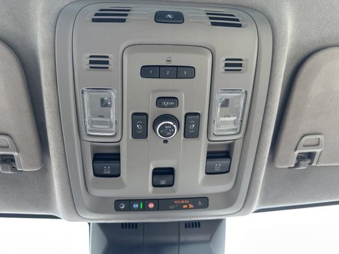 Used 2022 Cadillac Escalade Sport Platinum w/ LPO, Floor Liner Package AWD/4WD image 22