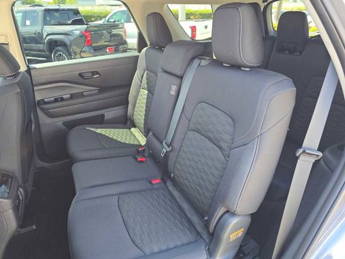 Used 2025 Nissan Pathfinder SV w/ Cargo Package FWD image 18