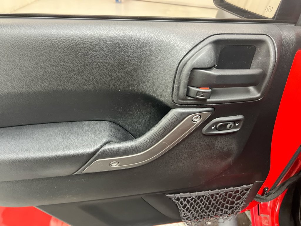 Used 2017 Jeep Wrangler Unlimited Sport w/ Quick Order Package 24S AWD/4WD image 18