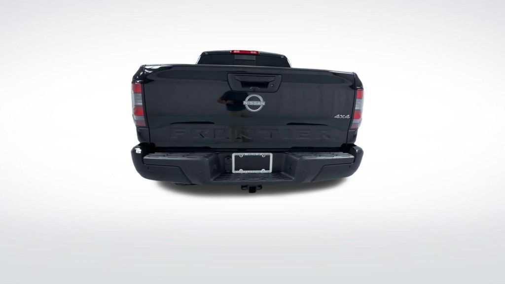 Used 2025 Nissan Frontier SV w/ SV Convenience Package AWD/4WD image 7