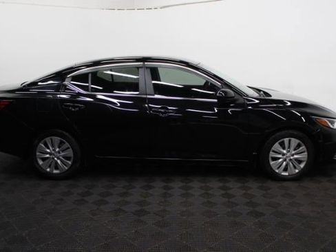 Used 2022 Nissan Sentra S w/ Trunk Package image 5