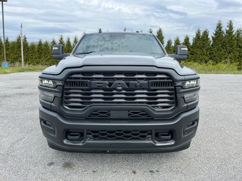 New 2026 RAM 2500 Tradesman AWD/4WD image 8