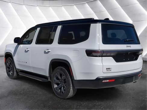 New 2026 Jeep Grand Wagoneer 4WD image 5