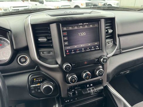 Used 2019 RAM 1500 Big Horn image 28