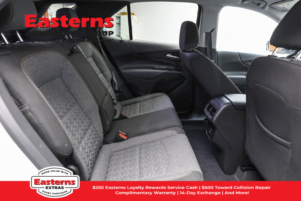 Used 2024 Chevrolet Equinox LT FWD image 23