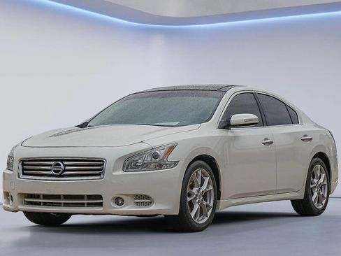 Used 2014 Nissan Maxima 3.5 SV w/ Premium Package image 18