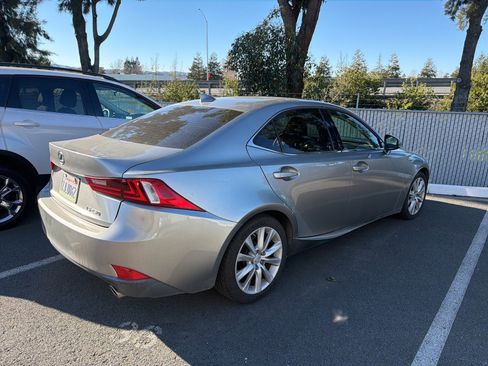 Used 2015 Lexus IS 250 image 2