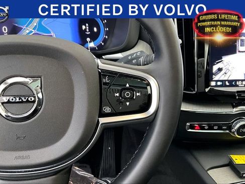 Certified 2025 Volvo XC60 B5 Plus AWD/4WD image 26