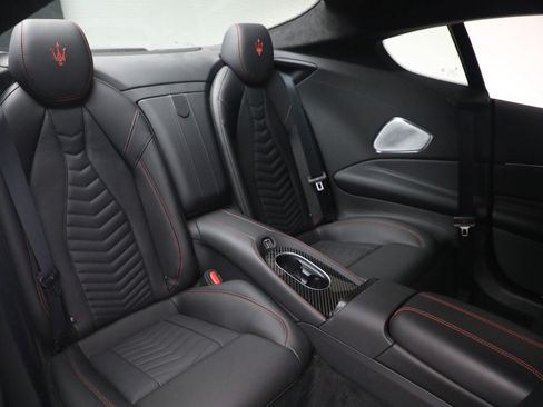 Certified 2024 Maserati GranTurismo Trofeo AWD/4WD image 17