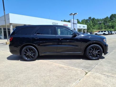 Used 2019 Dodge Durango SXT RWD image 2