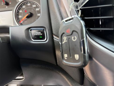 Used 2020 GMC Acadia AT4 image 30