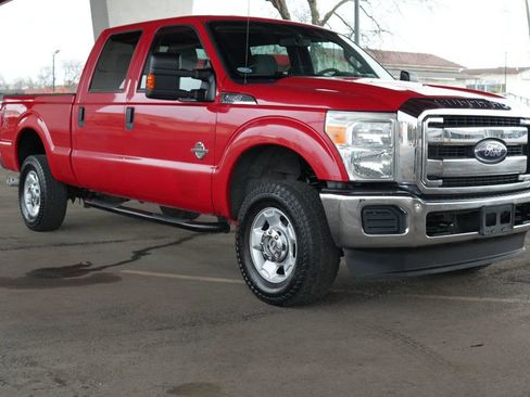 Used 2011 Ford F250 XLT w/ XLT Interior Pkg image 2